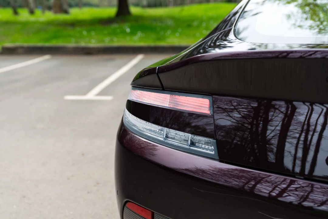 2012 Aston Martin V12 Vantage (2010-2018) - Image 21 of 31