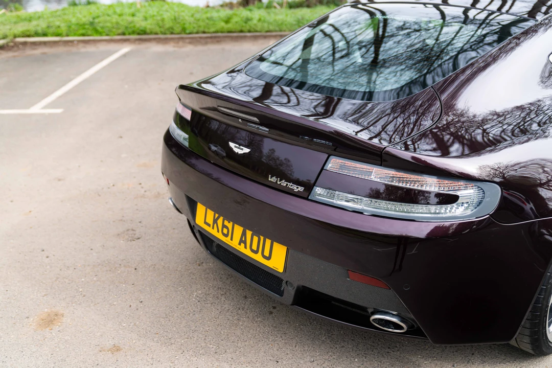 2012 Aston Martin V12 Vantage (2010-2018) - Image 27 of 31