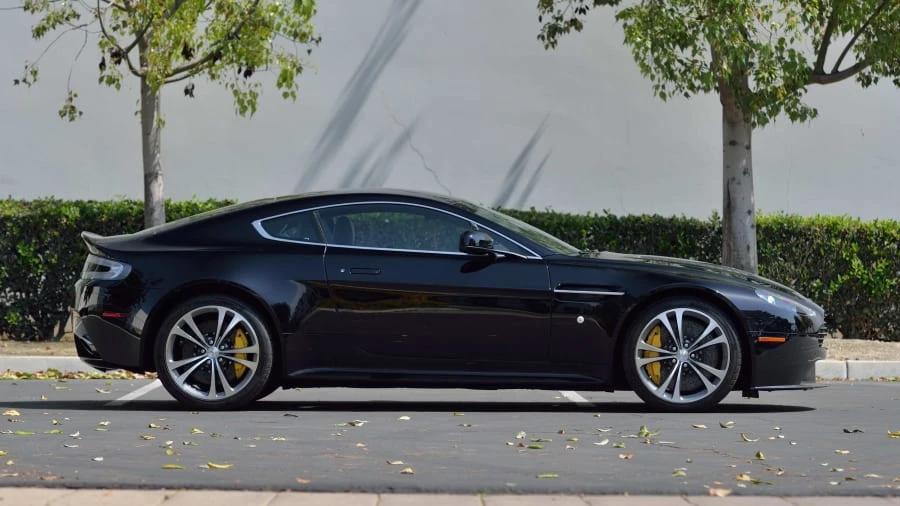 2012 Aston Martin V12 Vantage (2010-2018) - Image 2 of 20