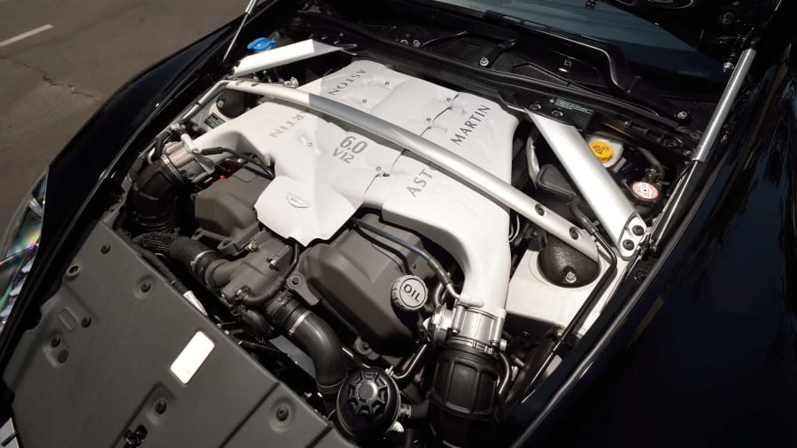 2012 Aston Martin V12 Vantage (2010-2018) - Image 6 of 20