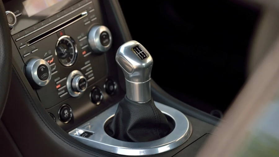 2012 Aston Martin V12 Vantage (2010-2018) - Image 9 of 20