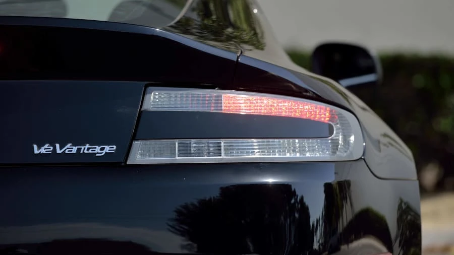 2012 Aston Martin V12 Vantage (2010-2018) - Image 11 of 20
