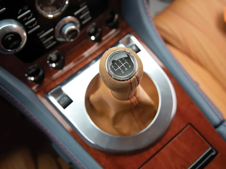 2012 Aston Martin V12 Vantage (2010-2018) - Image 13 of 31