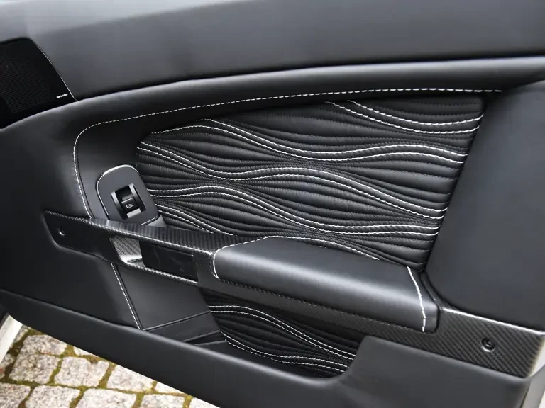2012 Aston Martin V12 Vantage (2010-2018) - Image 17 of 29
