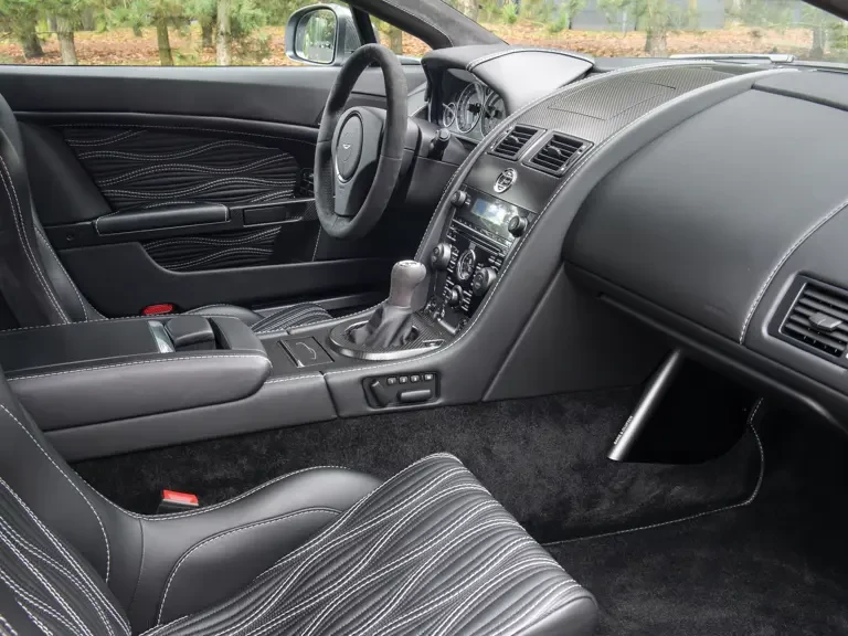 2012 Aston Martin V12 Vantage (2010-2018) - Image 13 of 29