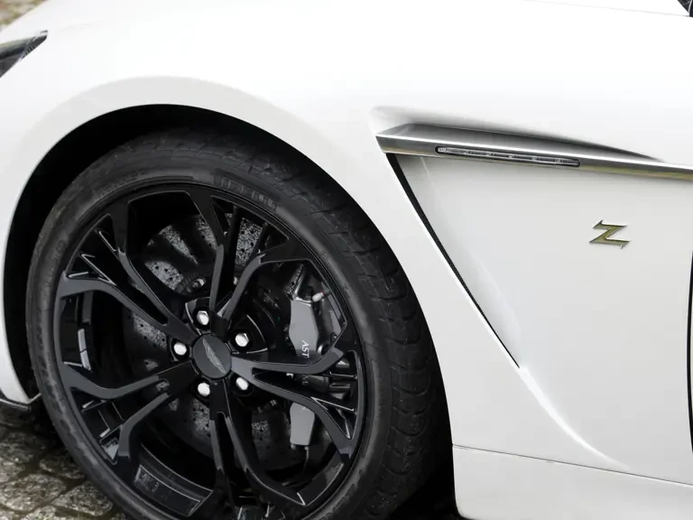 2012 Aston Martin V12 Vantage (2010-2018) - Image 10 of 29
