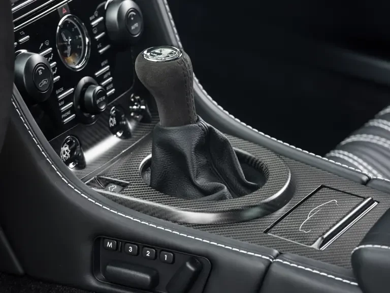 2012 Aston Martin V12 Vantage (2010-2018) - Image 16 of 29