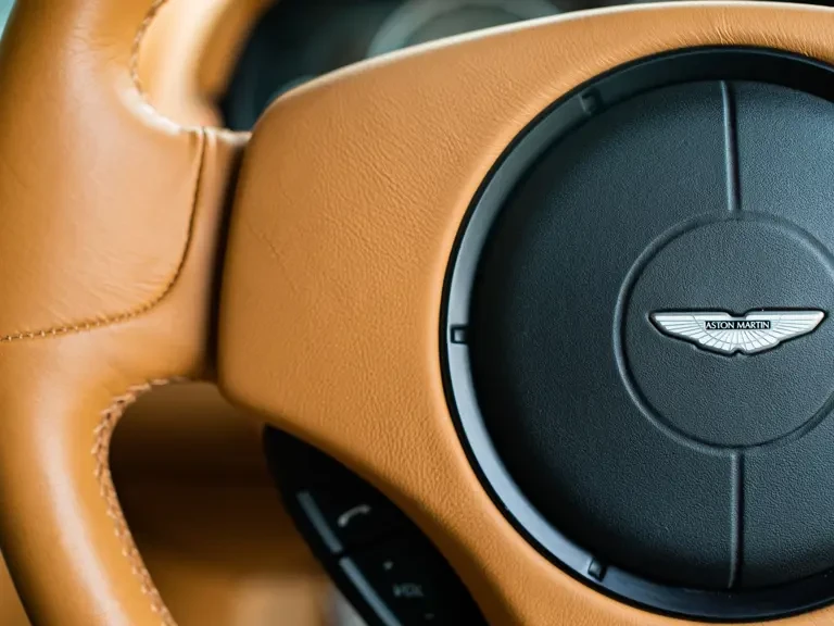 2012 Aston Martin V12 Vantage (2010-2018) - Image 18 of 31