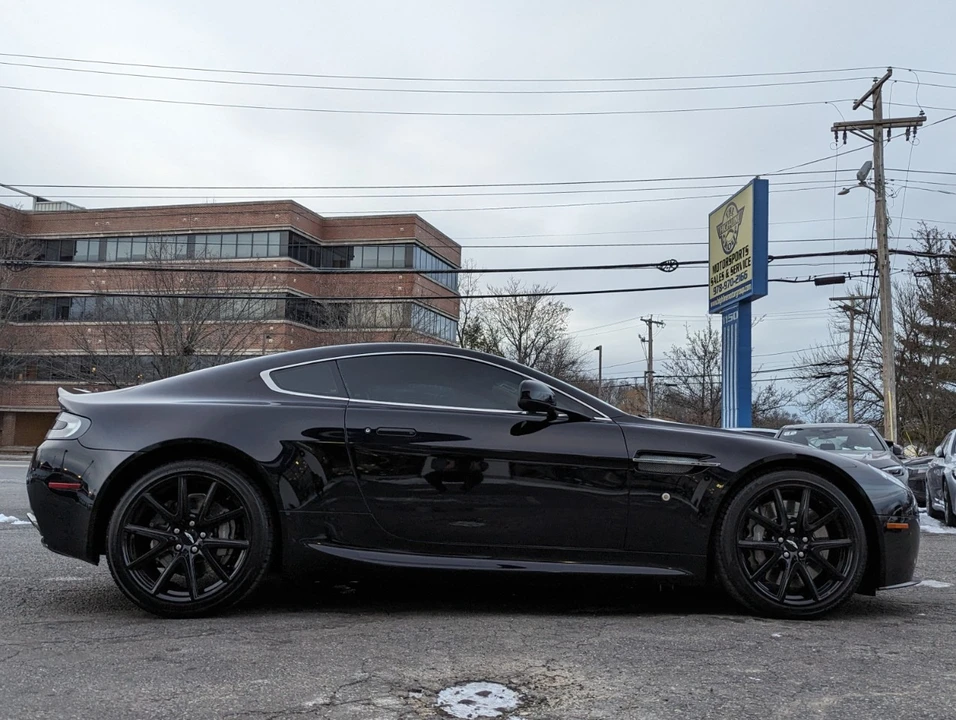 2012 Aston Martin V8 Vantage (2006-2017) - Image 10 of 21