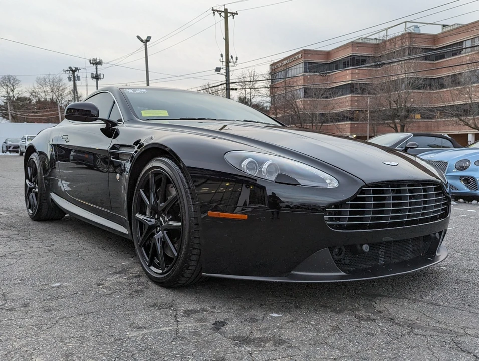 2012 Aston Martin V8 Vantage (2006-2017) - Image 8 of 21