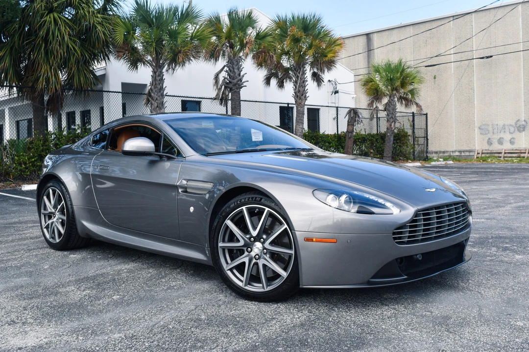 2012 Aston Martin V8 Vantage (2006-2017) - Image 3 of 31
