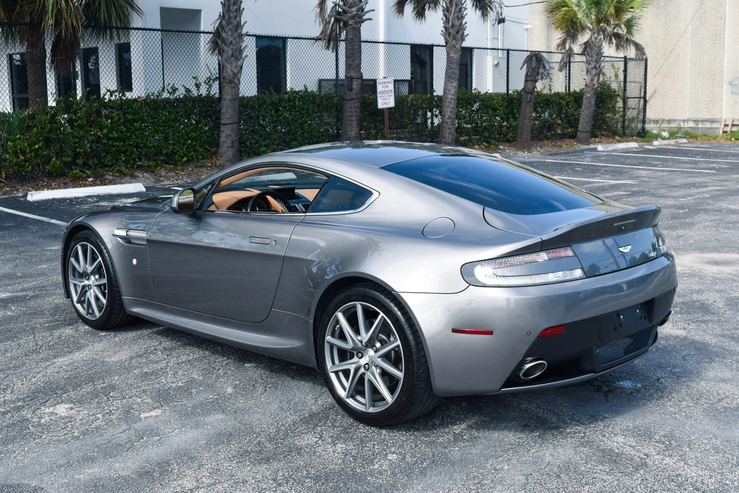 2012 Aston Martin V8 Vantage (2006-2017) - Image 30 of 31