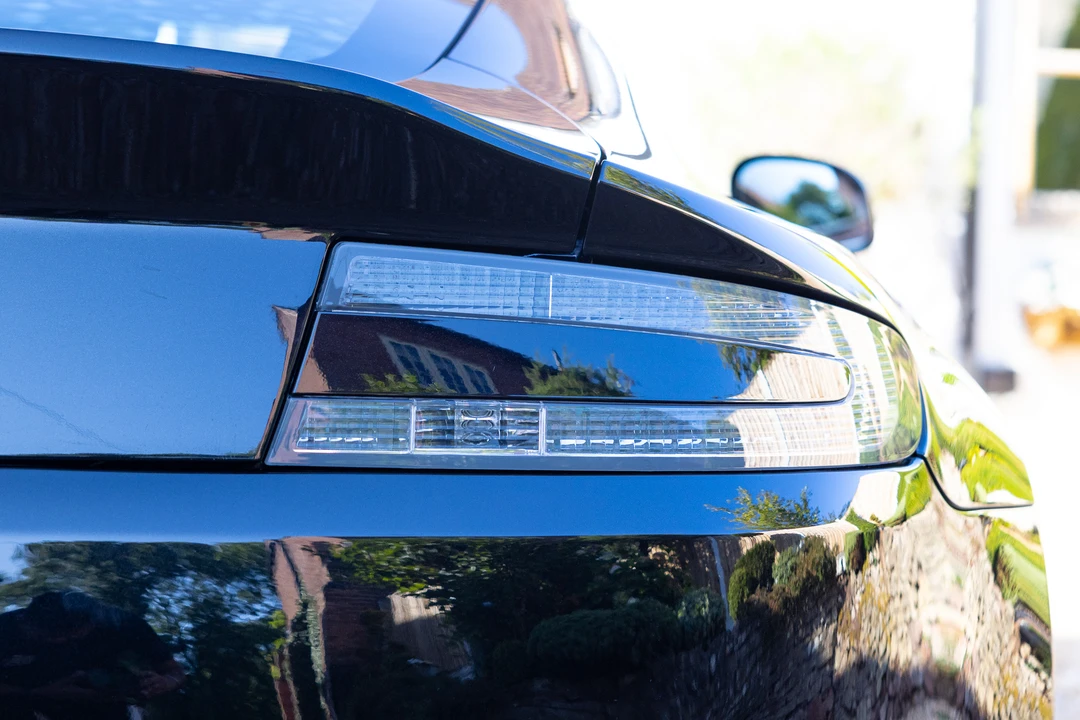 2012 Aston Martin V8 Vantage (2006-2017) - Image 25 of 31