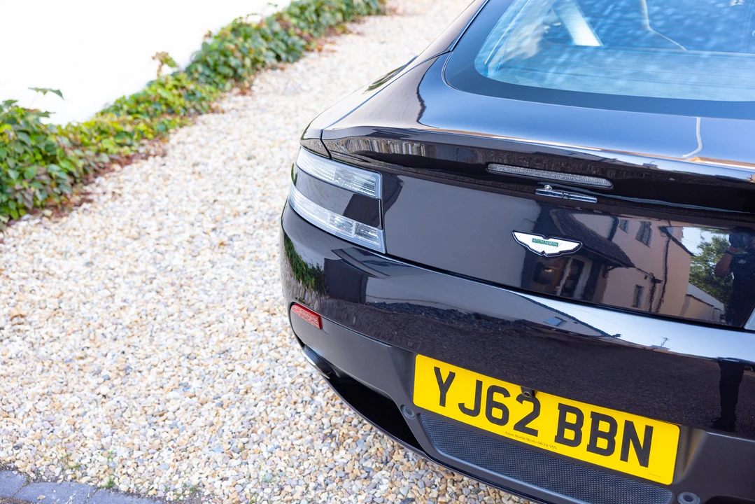 2012 Aston Martin V8 Vantage (2006-2017) - Image 28 of 31