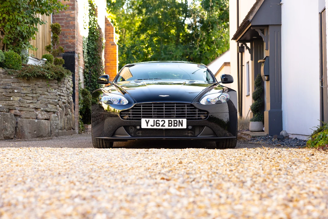 2012 Aston Martin V8 Vantage (2006-2017) - Image 2 of 31