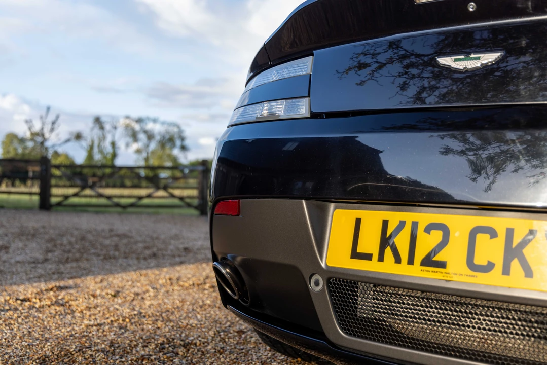 2012 Aston Martin V8 Vantage (2006-2017) - Image 19 of 31