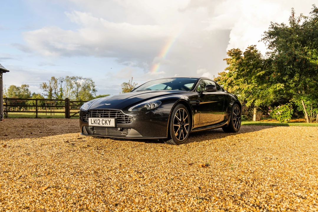 2012 Aston Martin V8 Vantage (2006-2017) - Image 9 of 31