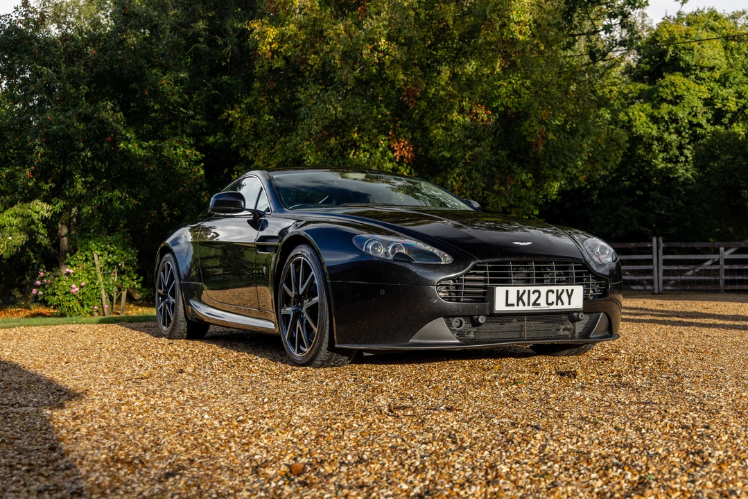 2012 Aston Martin V8 Vantage (2006-2017) - Image 3 of 31
