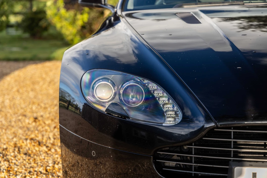 2012 Aston Martin V8 Vantage (2006-2017) - Image 29 of 31