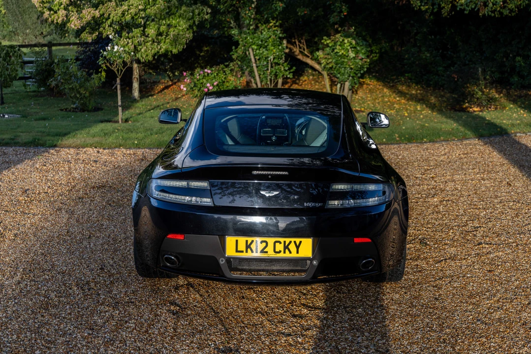 2012 Aston Martin V8 Vantage (2006-2017) - Image 15 of 31
