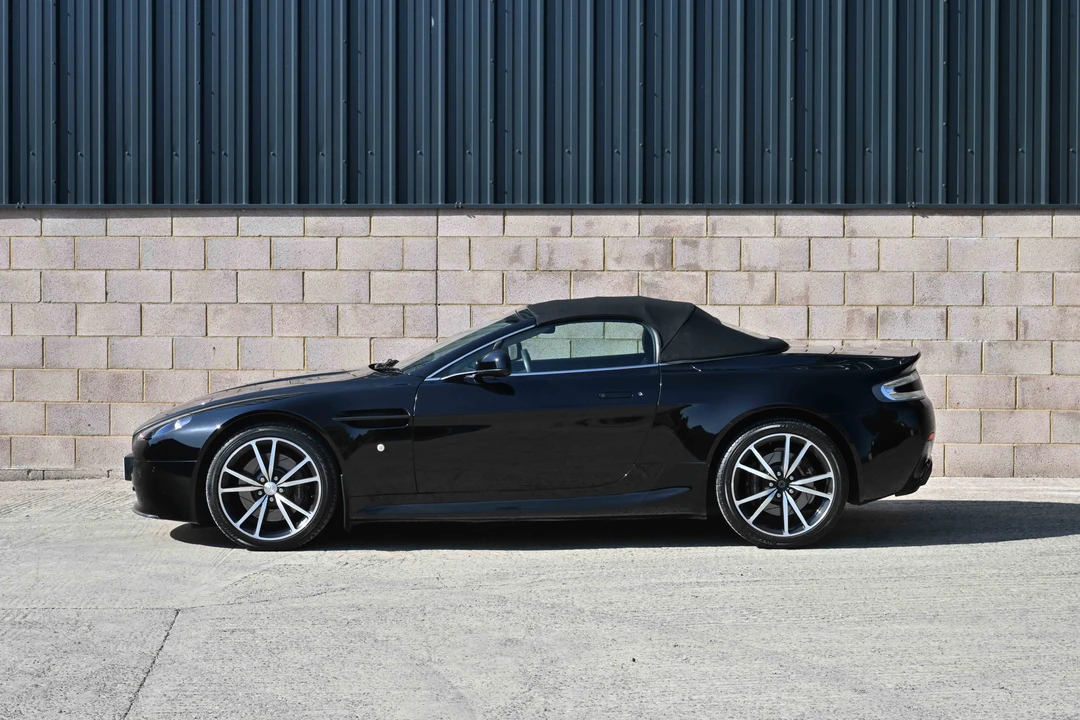 2014 Aston Martin V8 Vantage (2006-2017) - Image 12 of 31