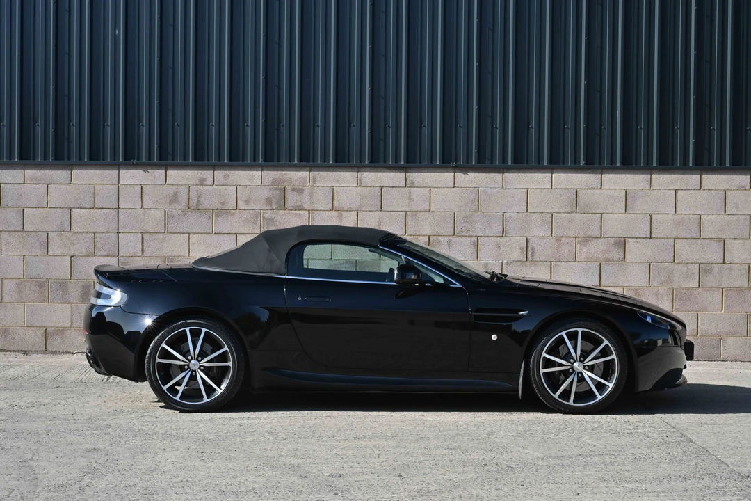 2014 Aston Martin V8 Vantage (2006-2017) - Image 16 of 31