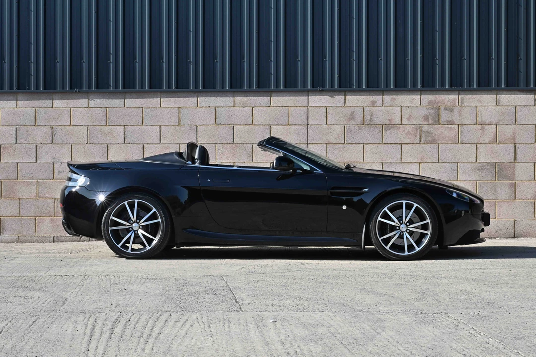 2014 Aston Martin V8 Vantage (2006-2017) - Image 8 of 31