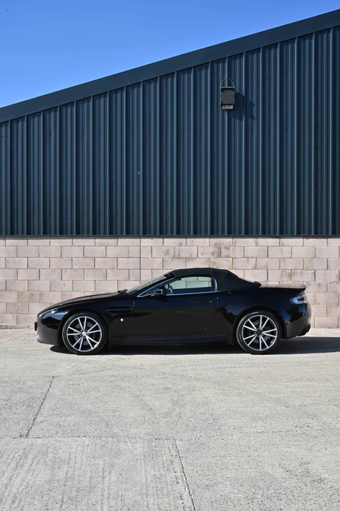 2014 Aston Martin V8 Vantage (2006-2017) - Image 28 of 31