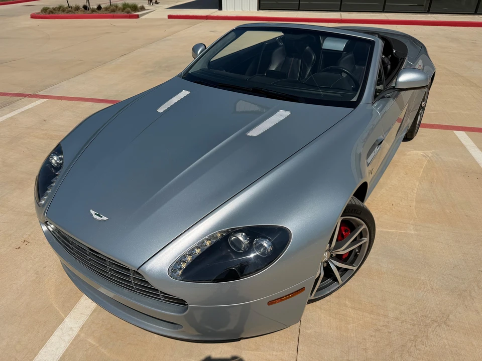2012 Aston Martin V8 Vantage (2006-2017) - Image 11 of 31