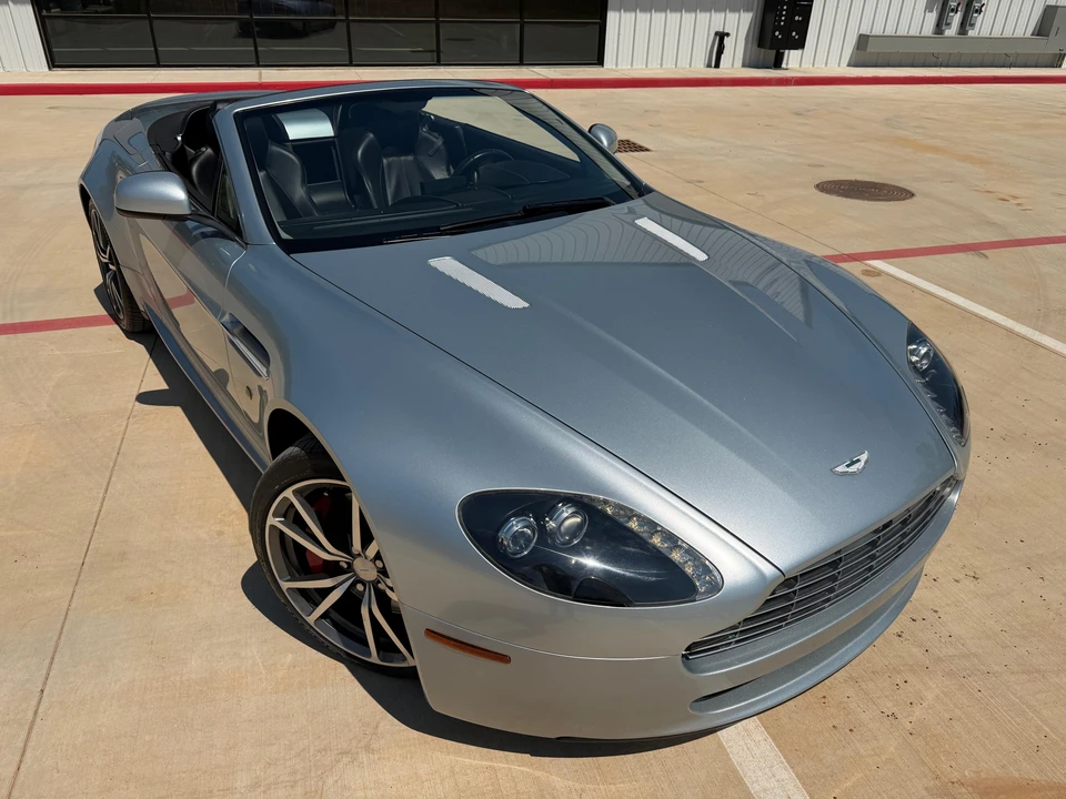 2012 Aston Martin V8 Vantage (2006-2017) - Image 20 of 31