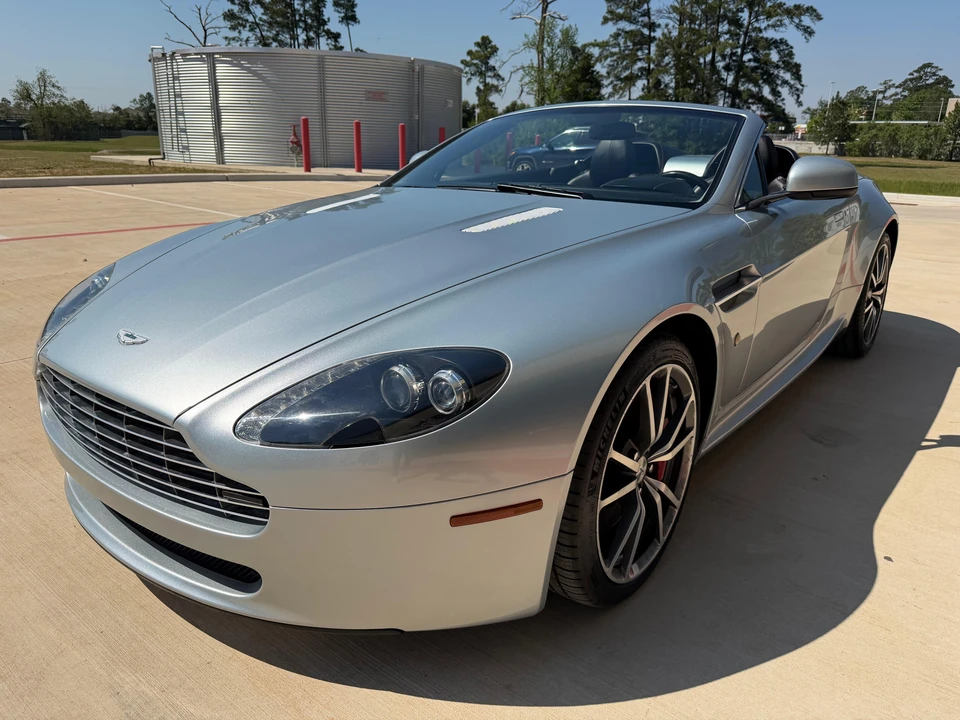 2012 Aston Martin V8 Vantage (2006-2017) - Image 12 of 31