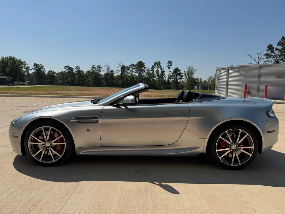 2012 Aston Martin V8 Vantage (2006-2017) - Image 13 of 31
