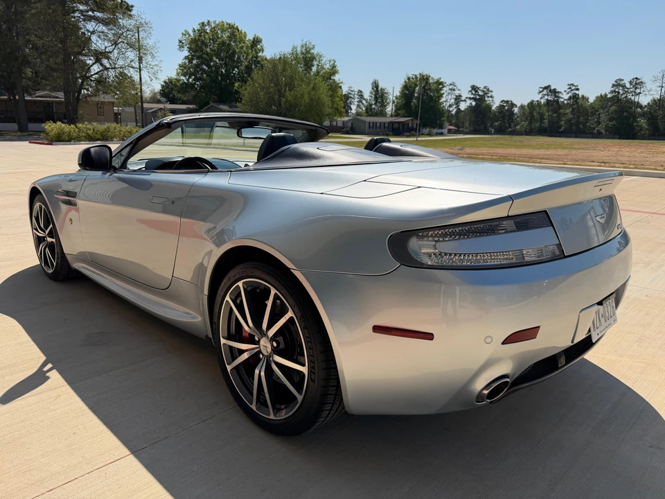 2012 Aston Martin V8 Vantage (2006-2017) - Image 15 of 31