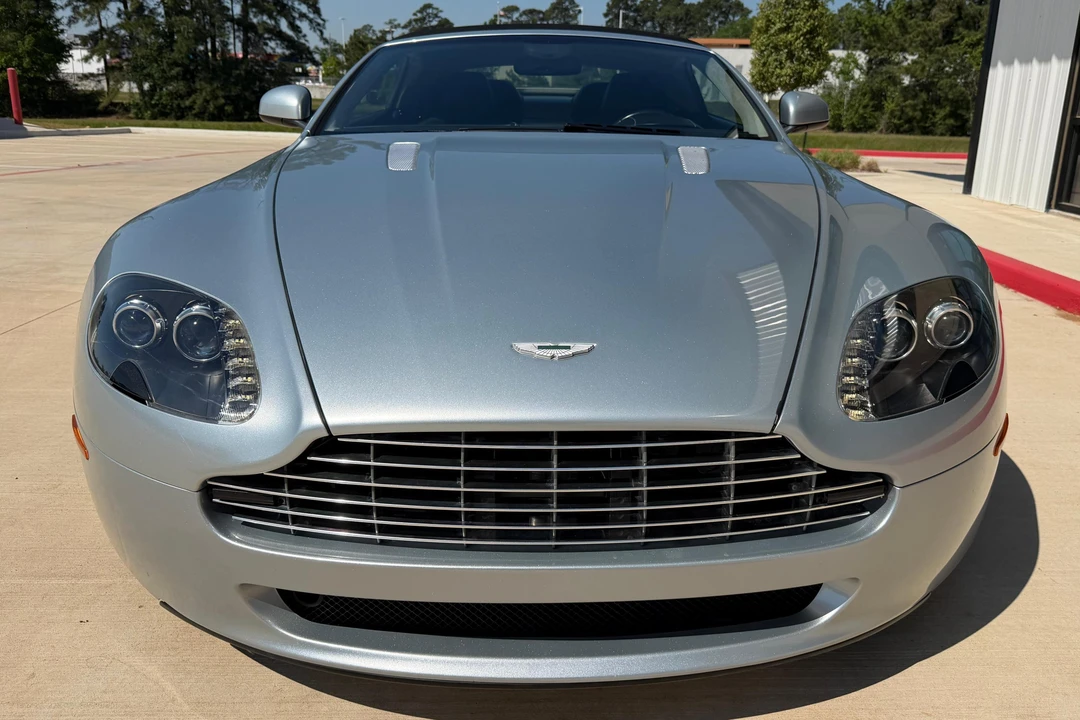 2012 Aston Martin V8 Vantage (2006-2017) - Image 2 of 31