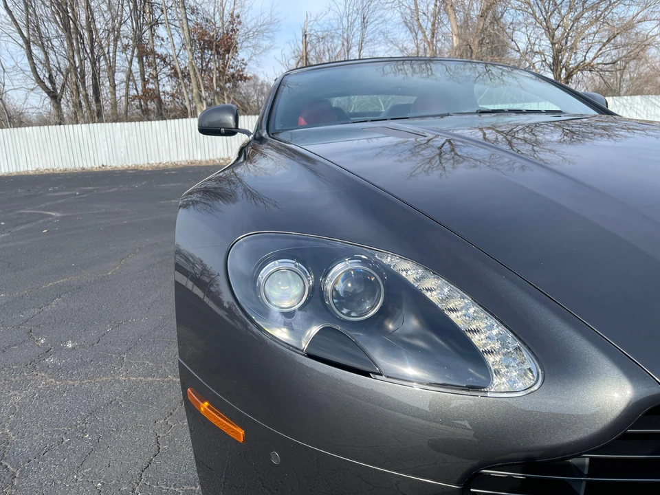 2012 Aston Martin V8 Vantage (2006-2017) - Image 11 of 30