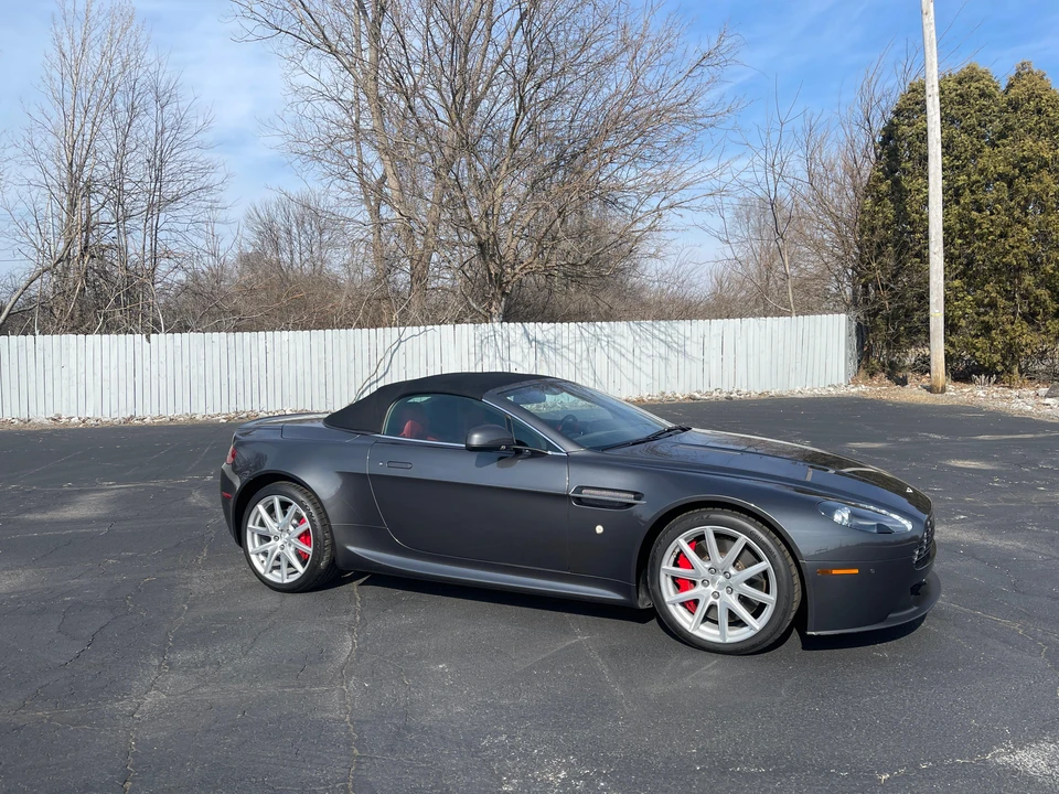 2012 Aston Martin V8 Vantage (2006-2017) - Image 9 of 30