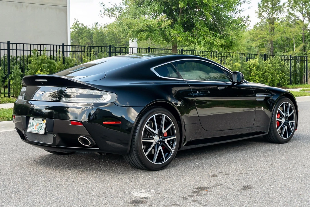 2012 Aston Martin V8 Vantage (2006-2017) - Image 4 of 31