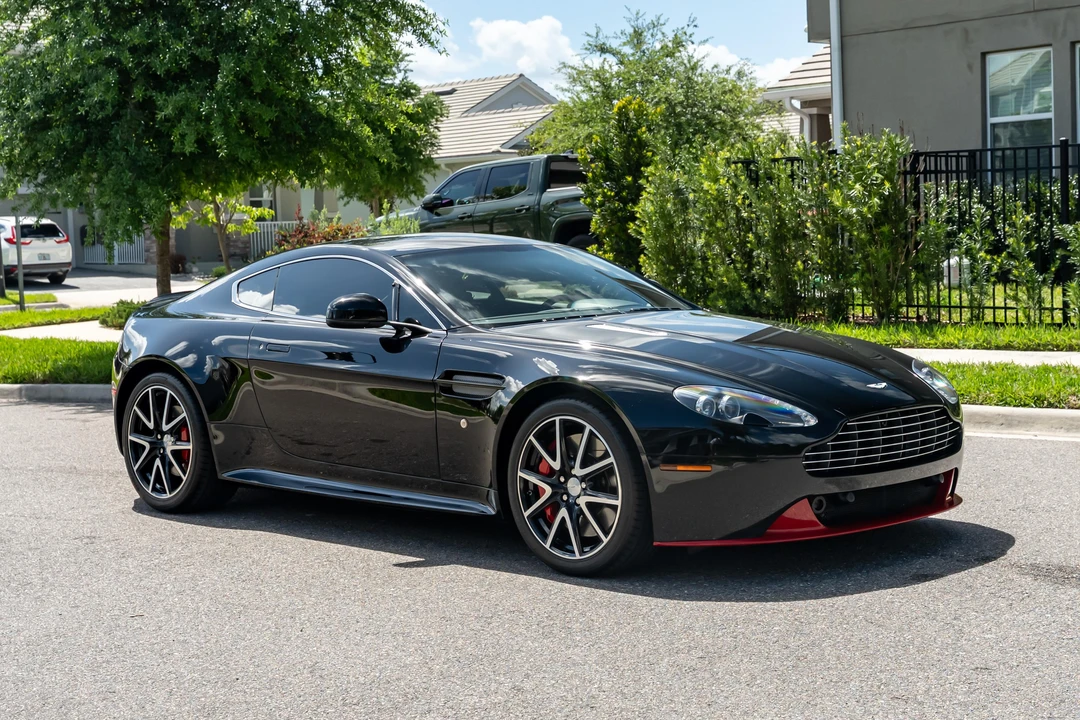 2012 Aston Martin V8 Vantage (2006-2017) - Image 9 of 31