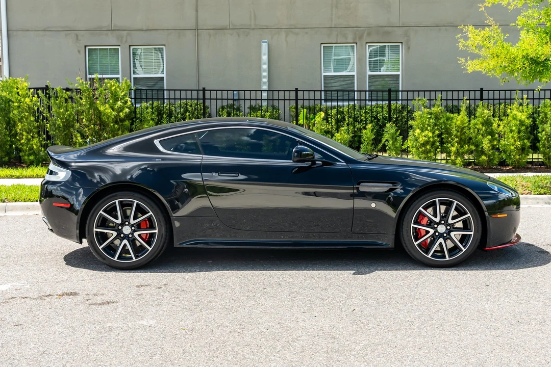 2012 Aston Martin V8 Vantage (2006-2017) - Image 8 of 31