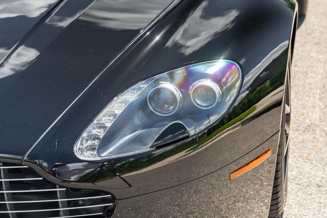 2012 Aston Martin V8 Vantage (2006-2017) - Image 17 of 31