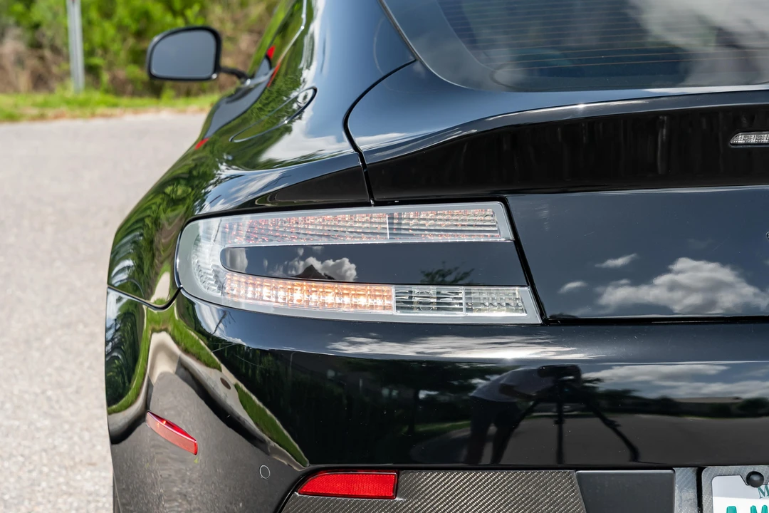 2012 Aston Martin V8 Vantage (2006-2017) - Image 28 of 31