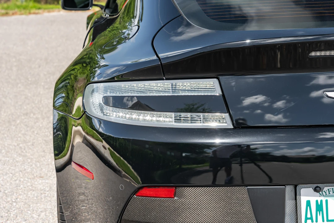 2012 Aston Martin V8 Vantage (2006-2017) - Image 27 of 31