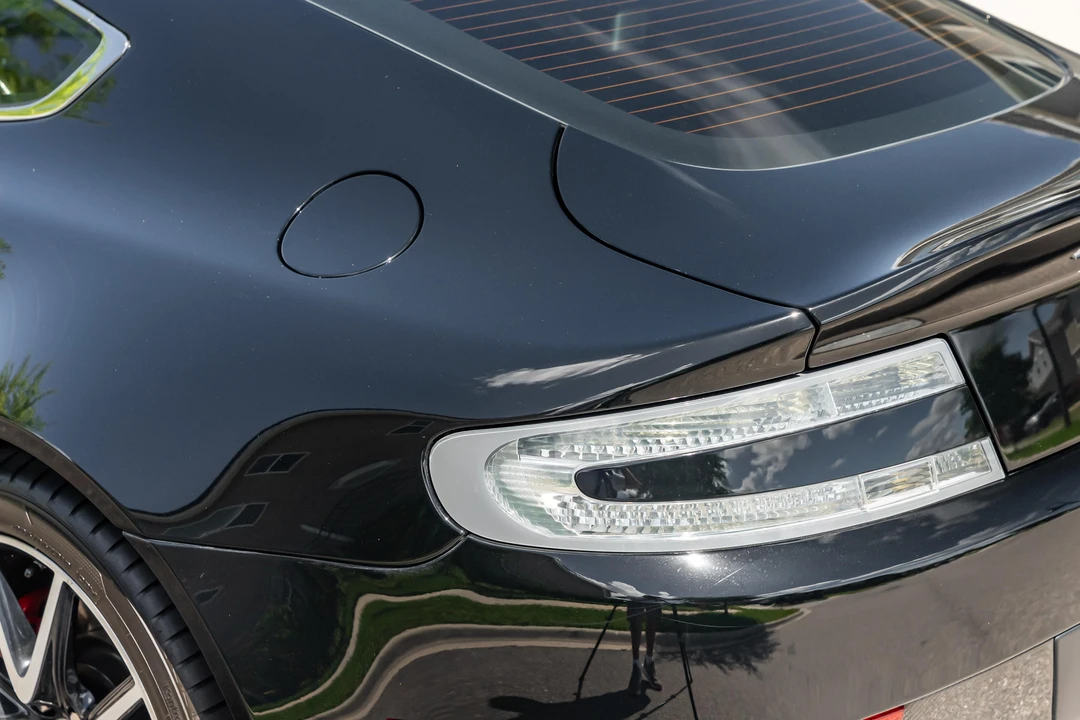 2012 Aston Martin V8 Vantage (2006-2017) - Image 25 of 31
