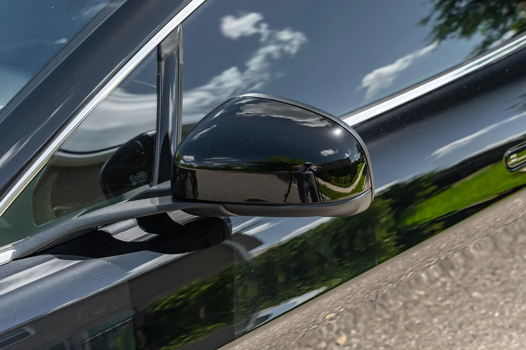 2012 Aston Martin V8 Vantage (2006-2017) - Image 18 of 31