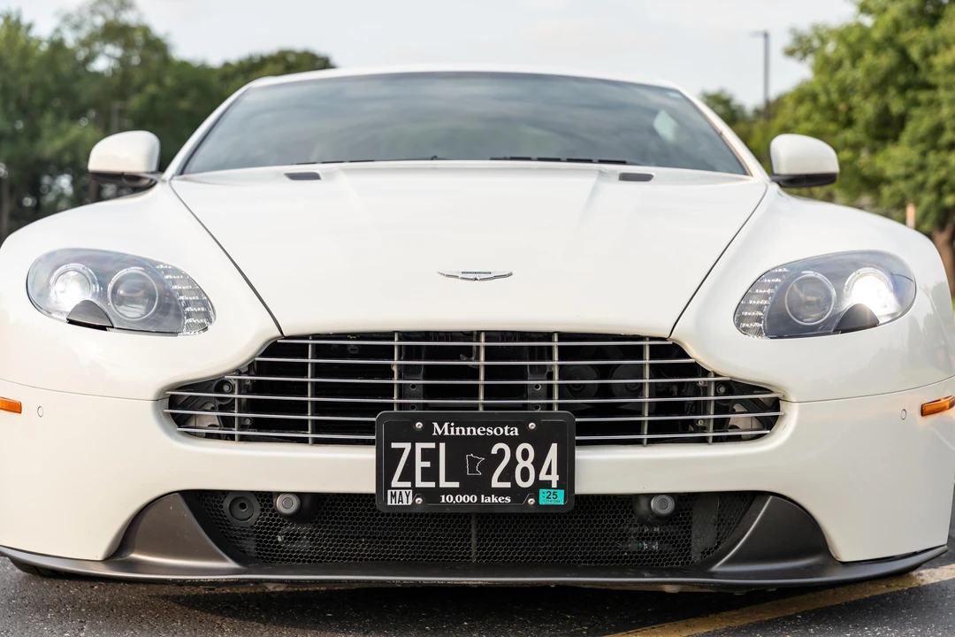 2012 Aston Martin V8 Vantage (2006-2017) - Image 9 of 31