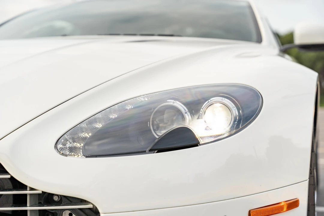 2012 Aston Martin V8 Vantage (2006-2017) - Image 11 of 31
