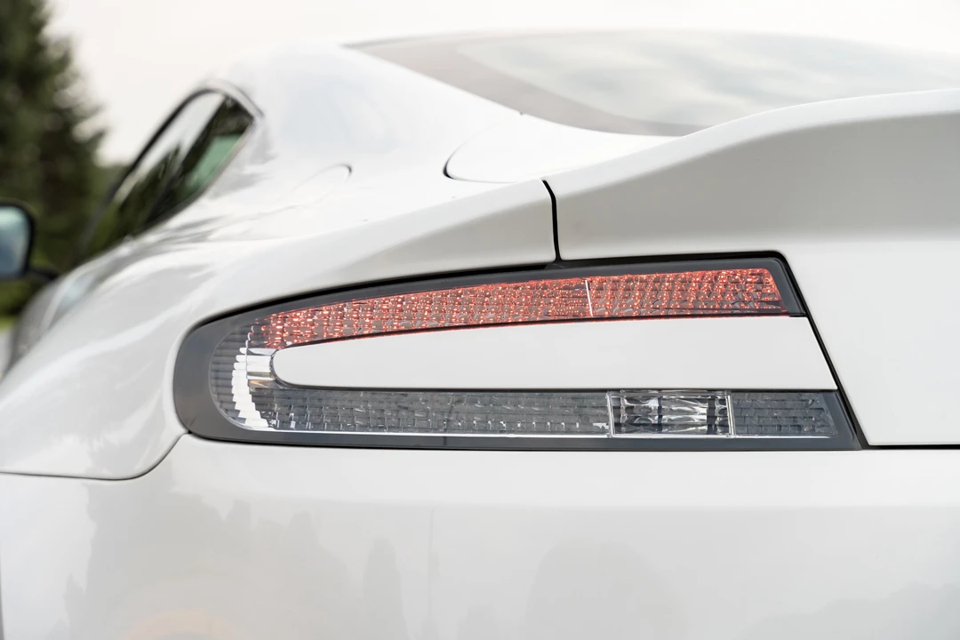 2012 Aston Martin V8 Vantage (2006-2017) - Image 13 of 31
