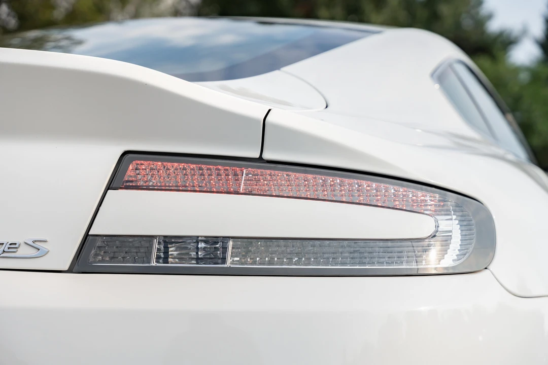 2012 Aston Martin V8 Vantage (2006-2017) - Image 14 of 31