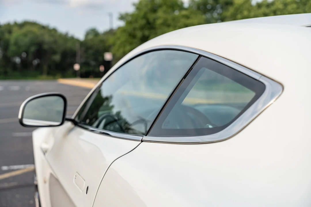 2012 Aston Martin V8 Vantage (2006-2017) - Image 21 of 31