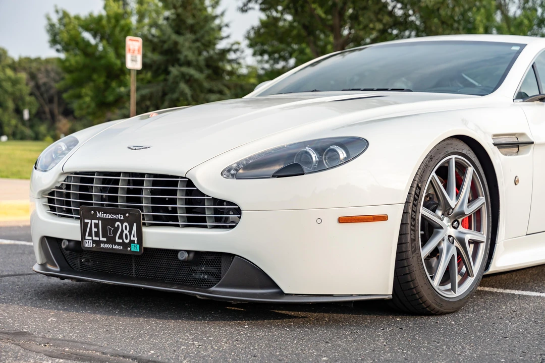 2012 Aston Martin V8 Vantage (2006-2017) - Image 27 of 31